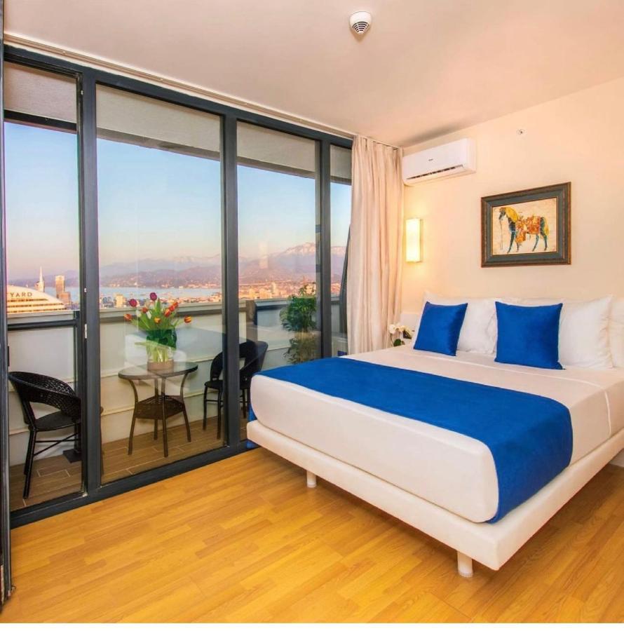 Orbi City Luxury Towers Aparthotel Batumi Ngoại thất bức ảnh
