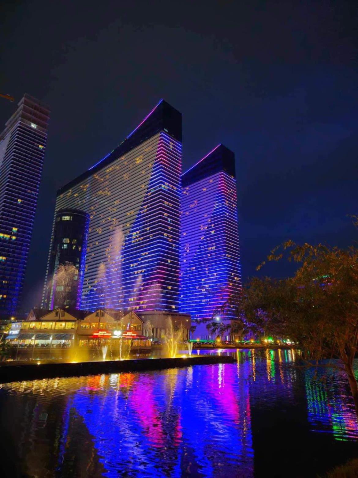 Orbi City Luxury Towers Aparthotel Batumi Ngoại thất bức ảnh