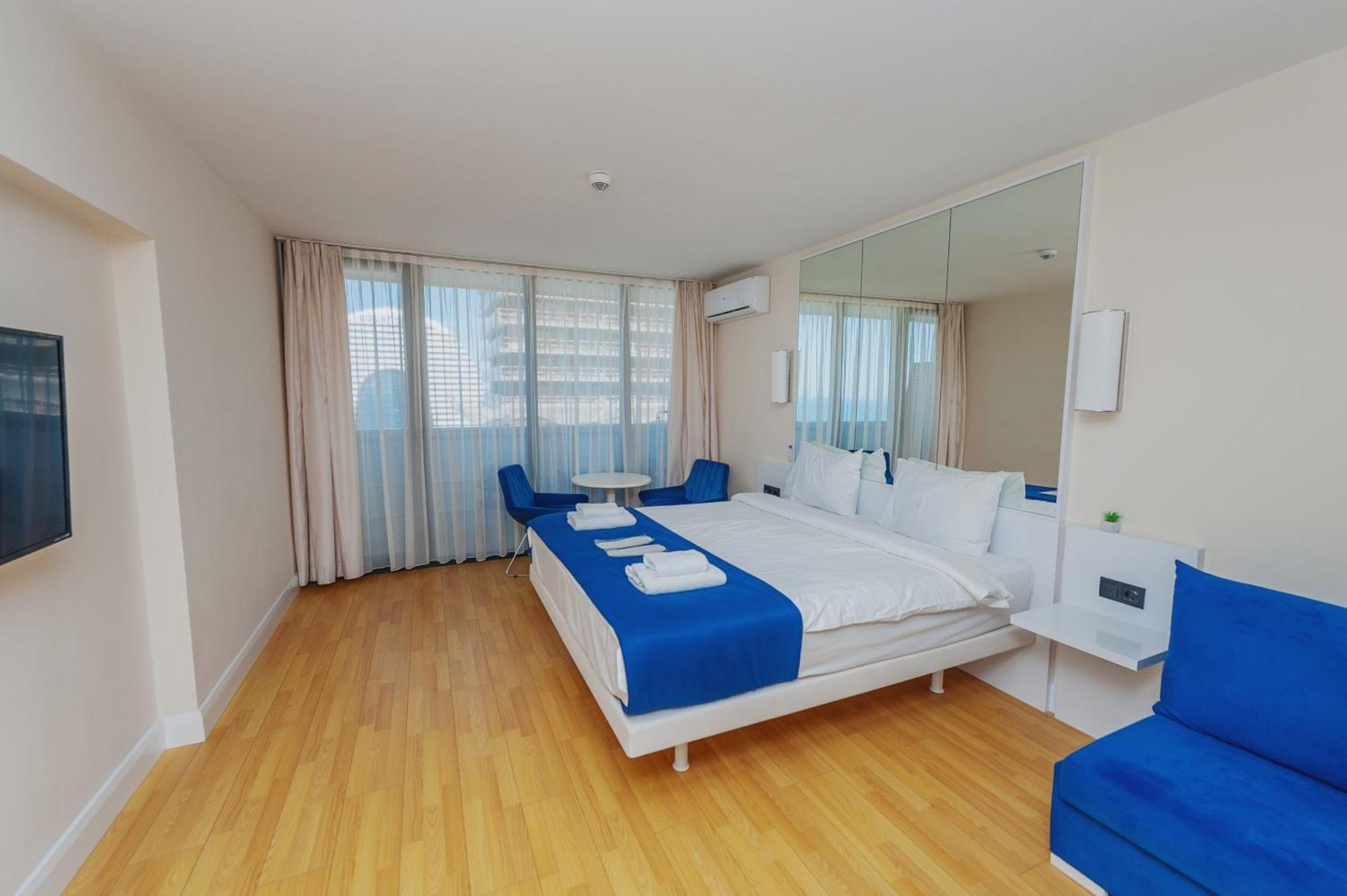 Orbi City Luxury Towers Aparthotel Batumi Ngoại thất bức ảnh