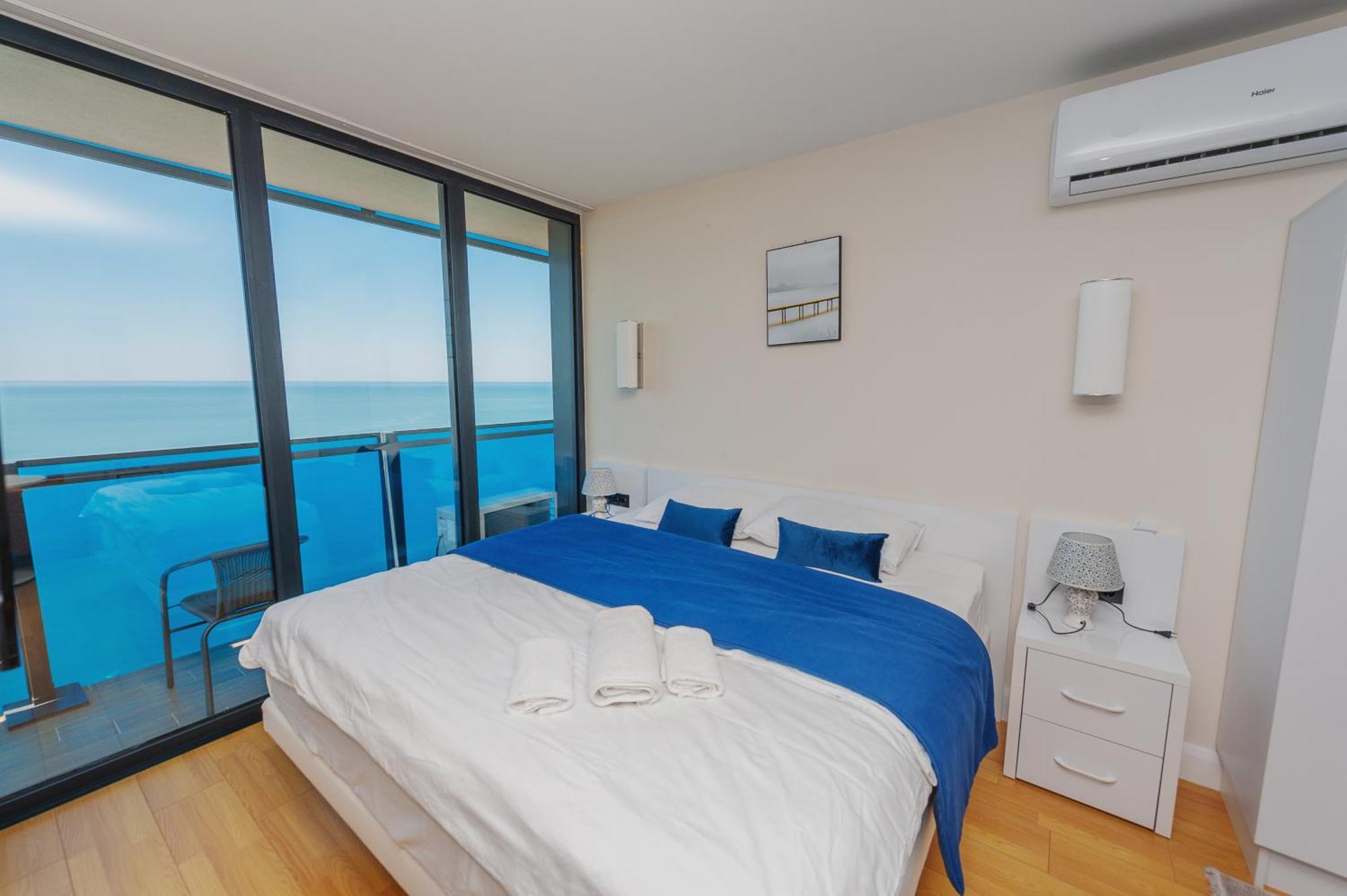 Orbi City Luxury Towers Aparthotel Batumi Ngoại thất bức ảnh