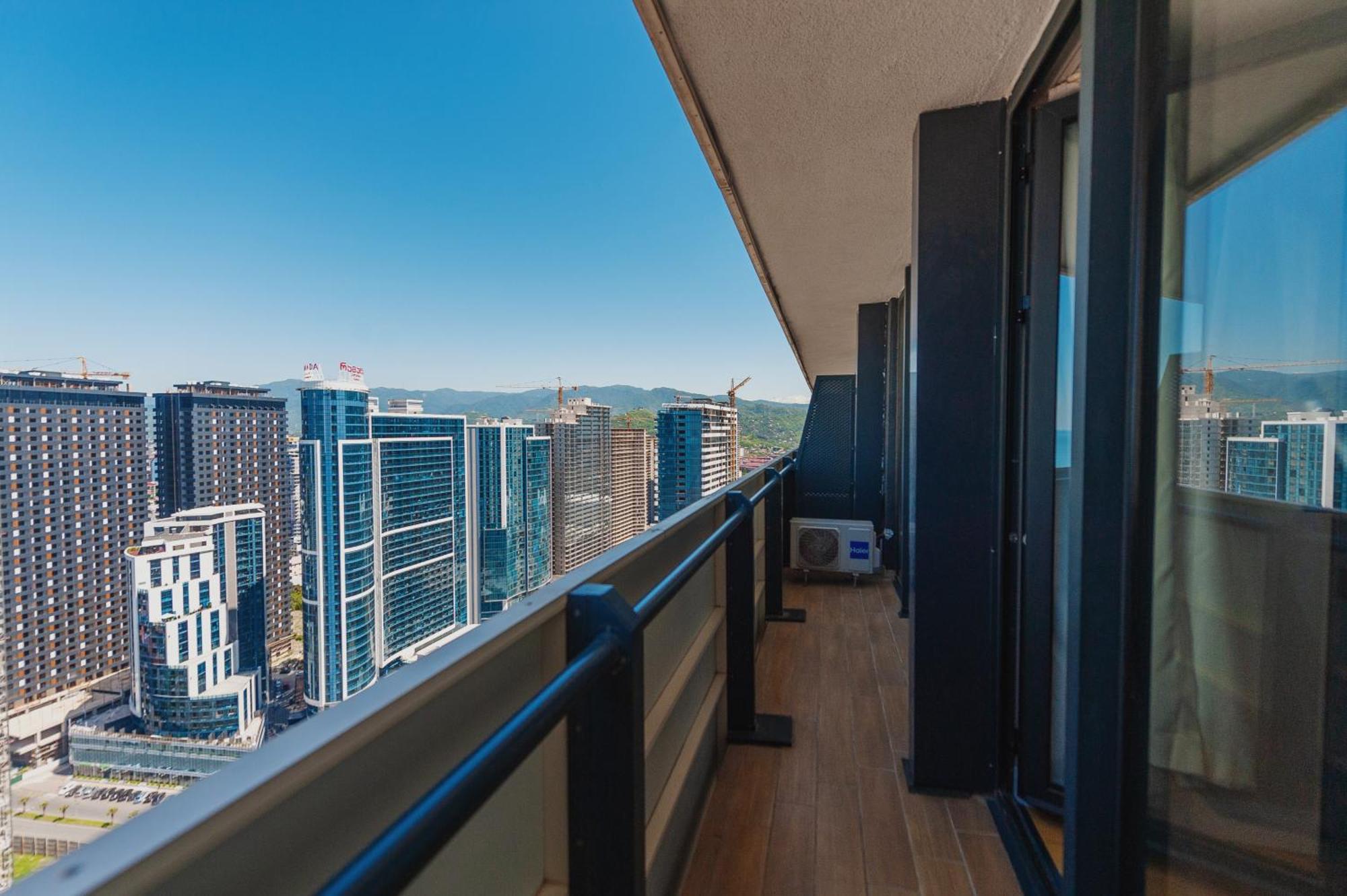 Orbi City Luxury Towers Aparthotel Batumi Ngoại thất bức ảnh