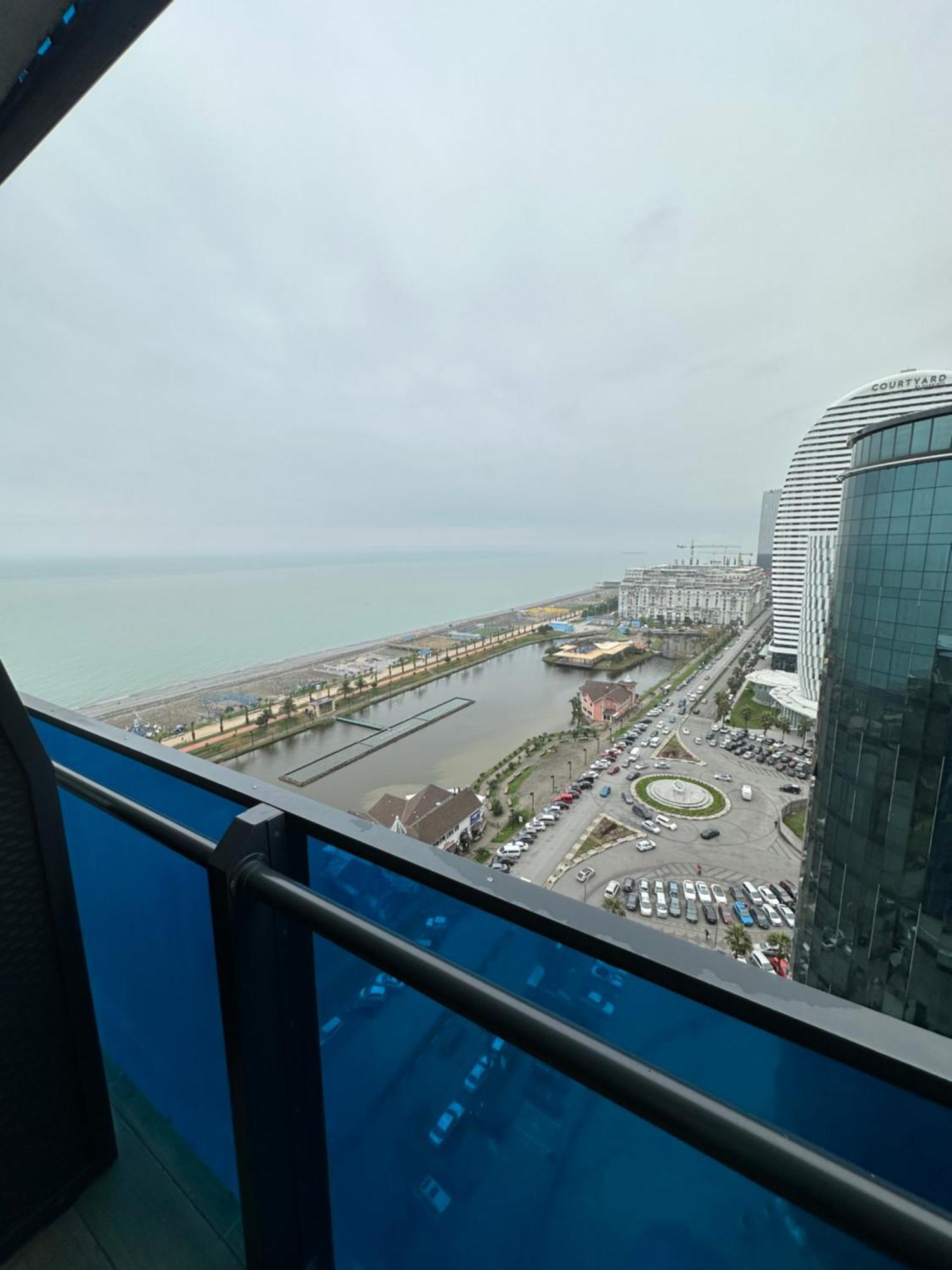 Orbi City Luxury Towers Aparthotel Batumi Ngoại thất bức ảnh
